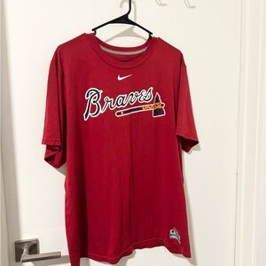 Atlanta Braves T-Shirt in excellent condition, like NEW or NWOT Dri Fit